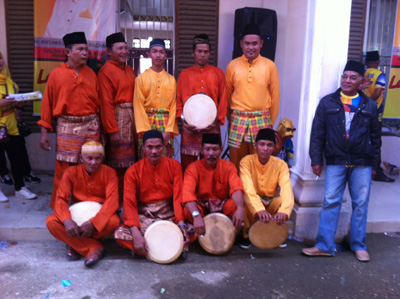 Grup Kompang Asal Teluk Pinang Semarakkan Deklarasi Wardan-SU